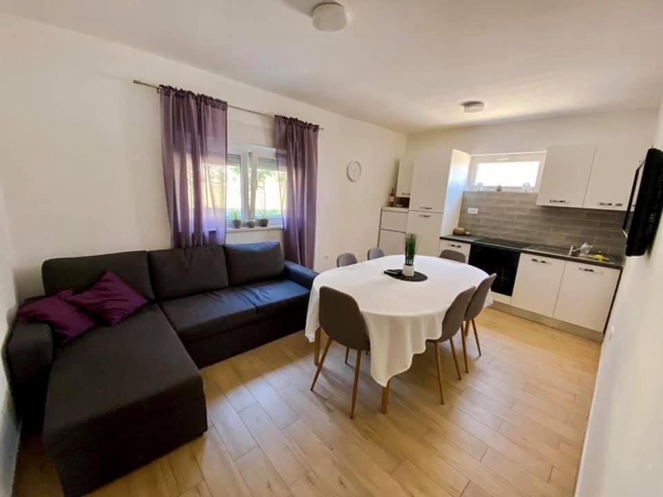 Apartments Sandra, Duboka 22, Duboka, Klek Екстериор снимка