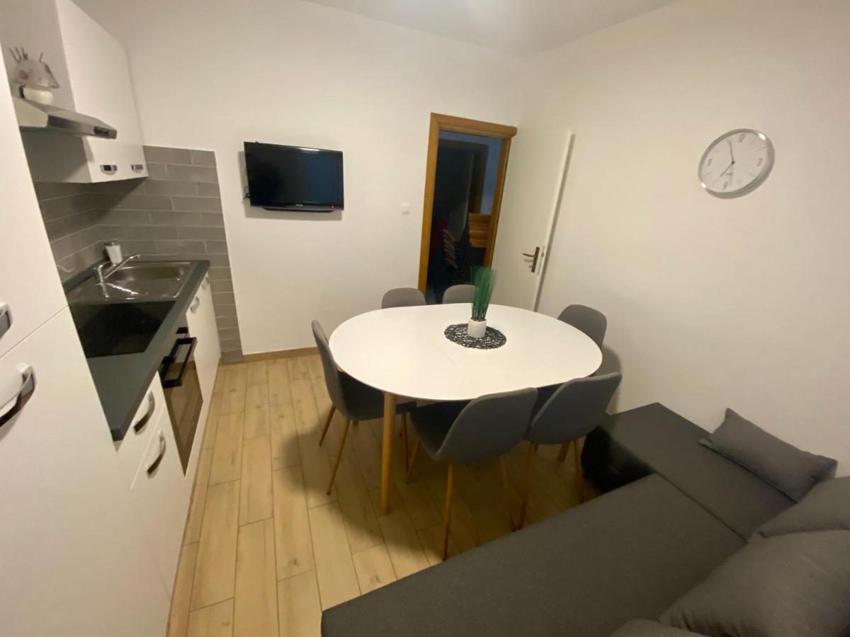 Apartments Sandra, Duboka 22, Duboka, Klek Екстериор снимка